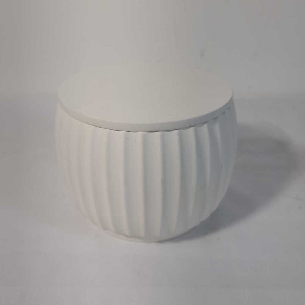 CEMENT LITTLED DISH