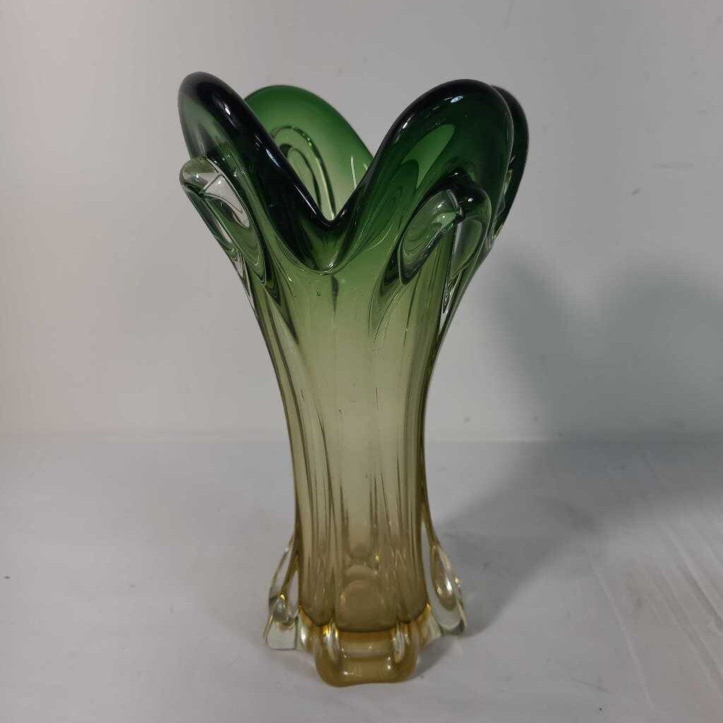 MURANO GLASS GREEN/YELLOW VASE