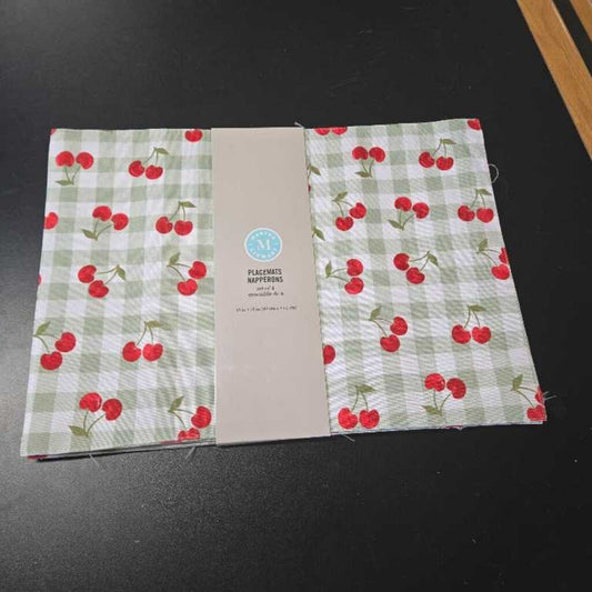 S/4 MARTHA STEWART CHERRY PLACEMATS