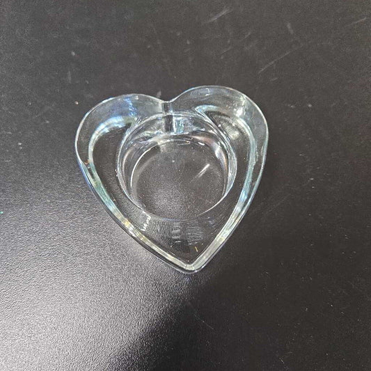 GLASS HEART TEALIGHT HOLDER