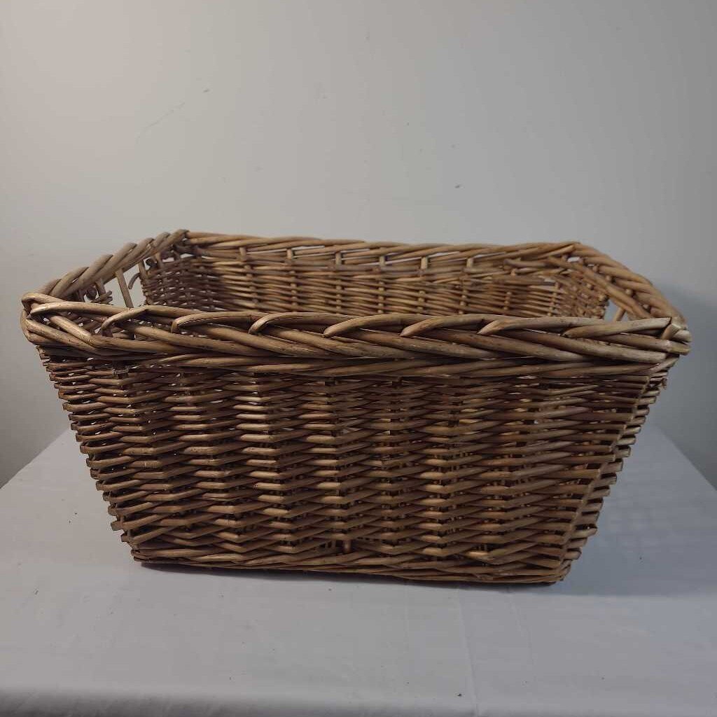 RATTAN BASKET