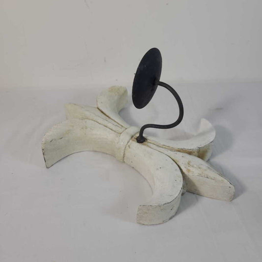 FLEUR DE LIS WALL MOUNTED CANDLE HOLDER