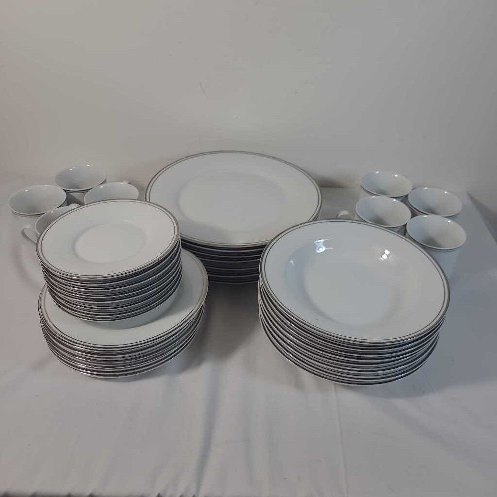 S/39 SILVER RIMMED DISHES
