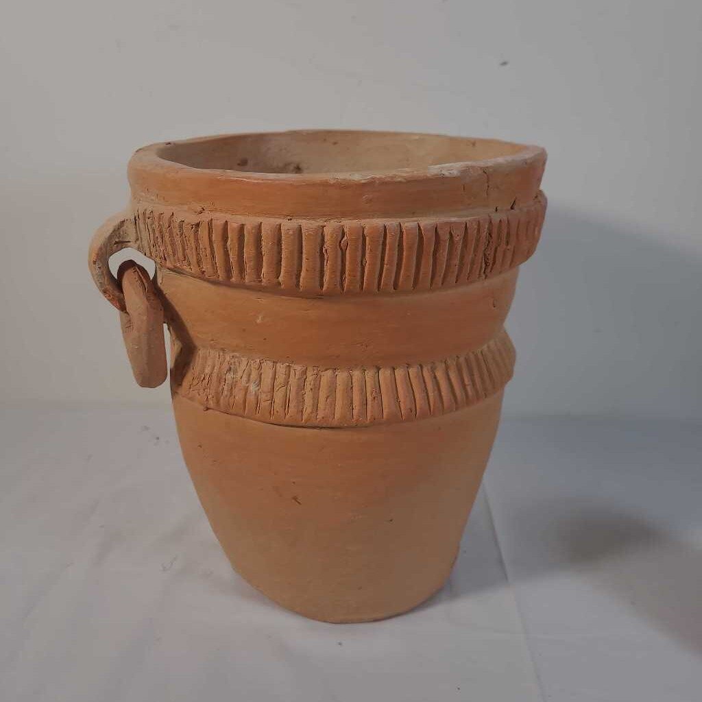 AZTEC TERRA COTTA PLANTER