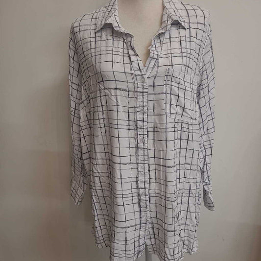 WHITE & BLACK CHECKED BLOUSE