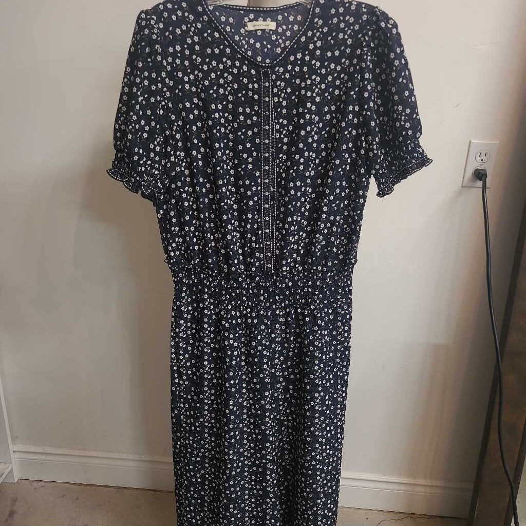 NAVY FLOWERED JUMPSUIT