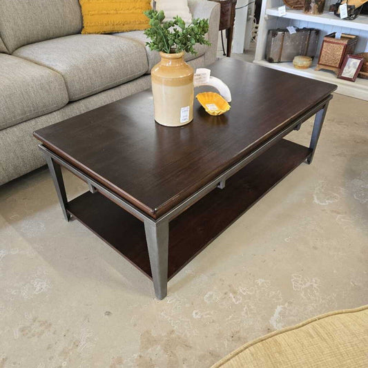 LIFT TOP COFFEE TABLE