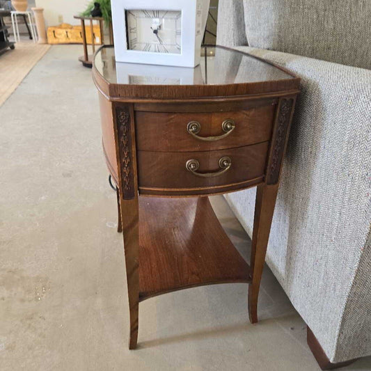 WOODEN SIDE TABLE