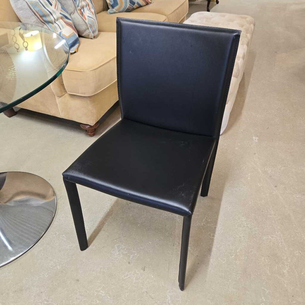 BLACK KITCHEN CHAIR
