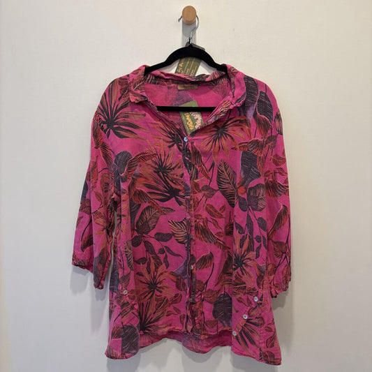BEYOND CAPRI - 100% LINEN FLORAL BLOUSE