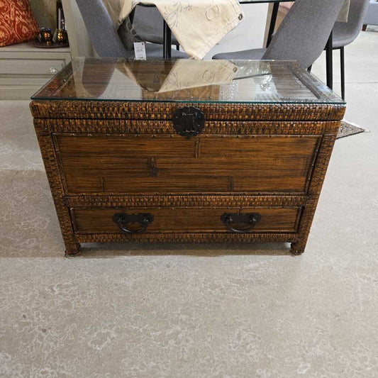 RATTAN TRUNK W/GLASS TOP