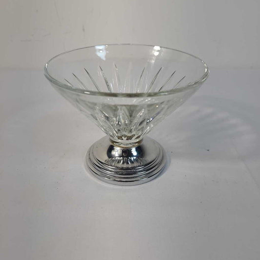 GLASS DISH W/SILVER BASE