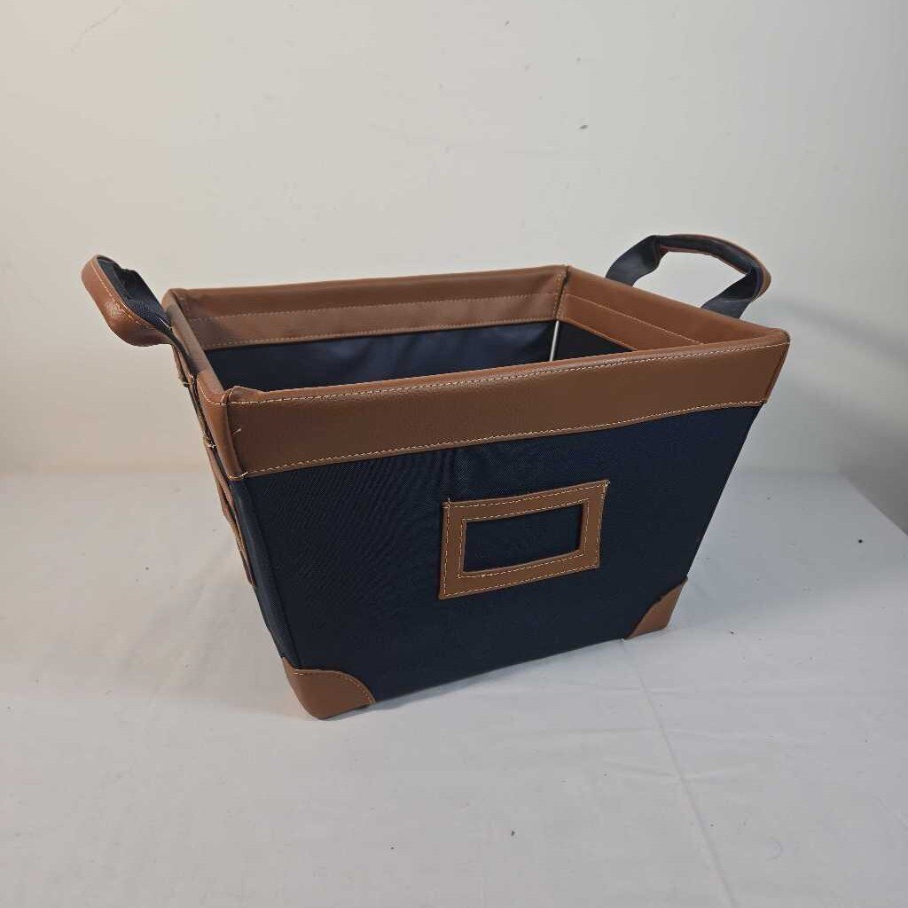 SM BLUE BASKET W/LEATHER TRIM