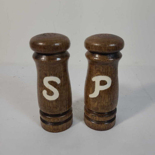 WOODEN SALT & PEPPER