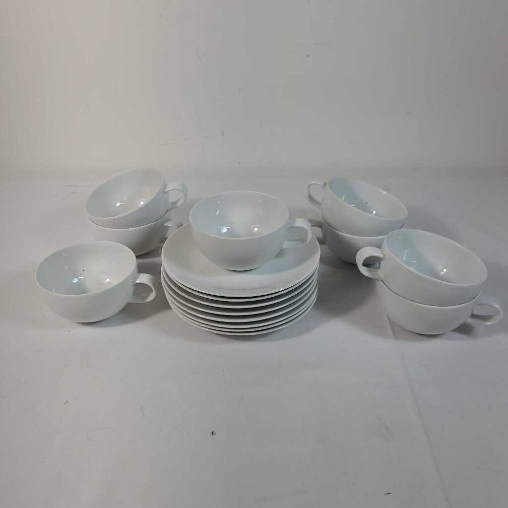 S/8 STUDIO NOVA TIVOLI FLAT CUP & SAUCER