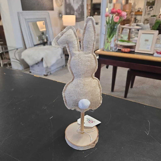 Primitive Bunny Stand - Flowers