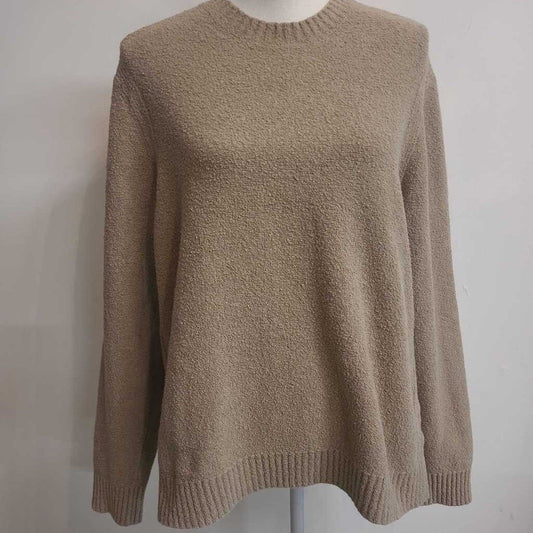 CREW NECK SWEATER