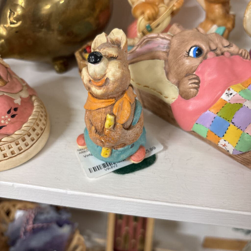 Vntg Collectable Pendelfin Figurine