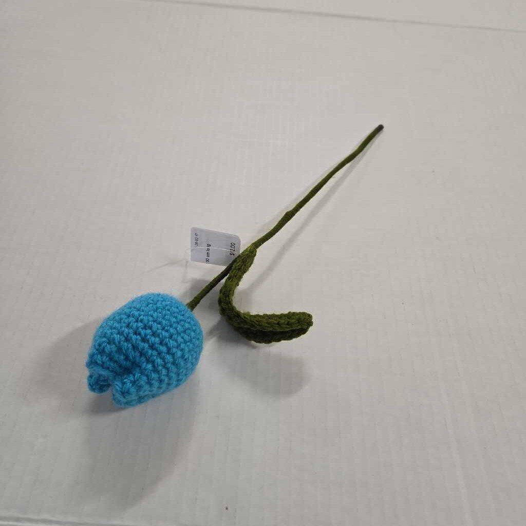 Crochet Tulip Buds