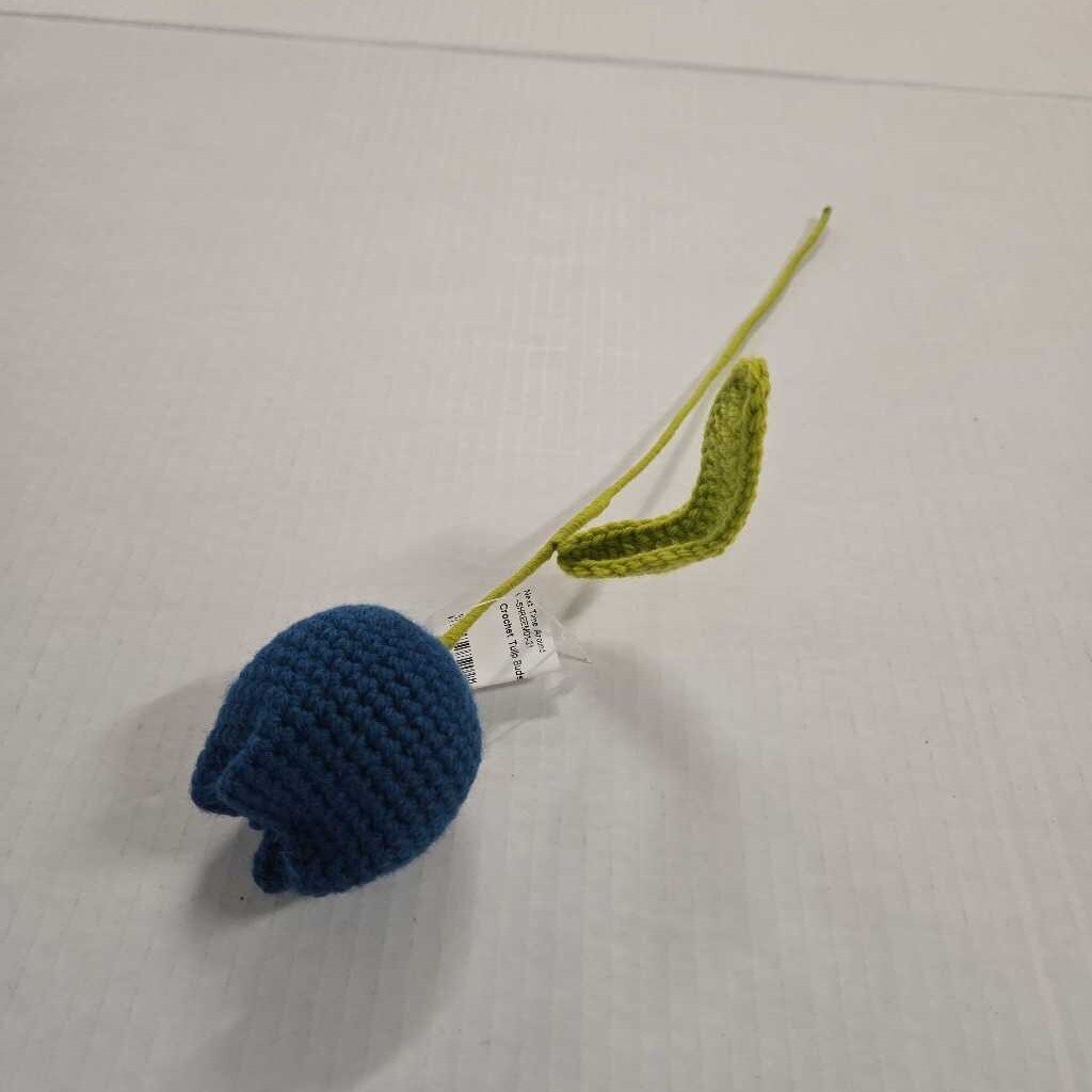 Crochet Tulip Buds