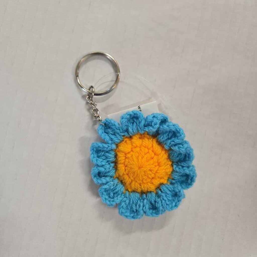Crochet Daisy Flower Keychain