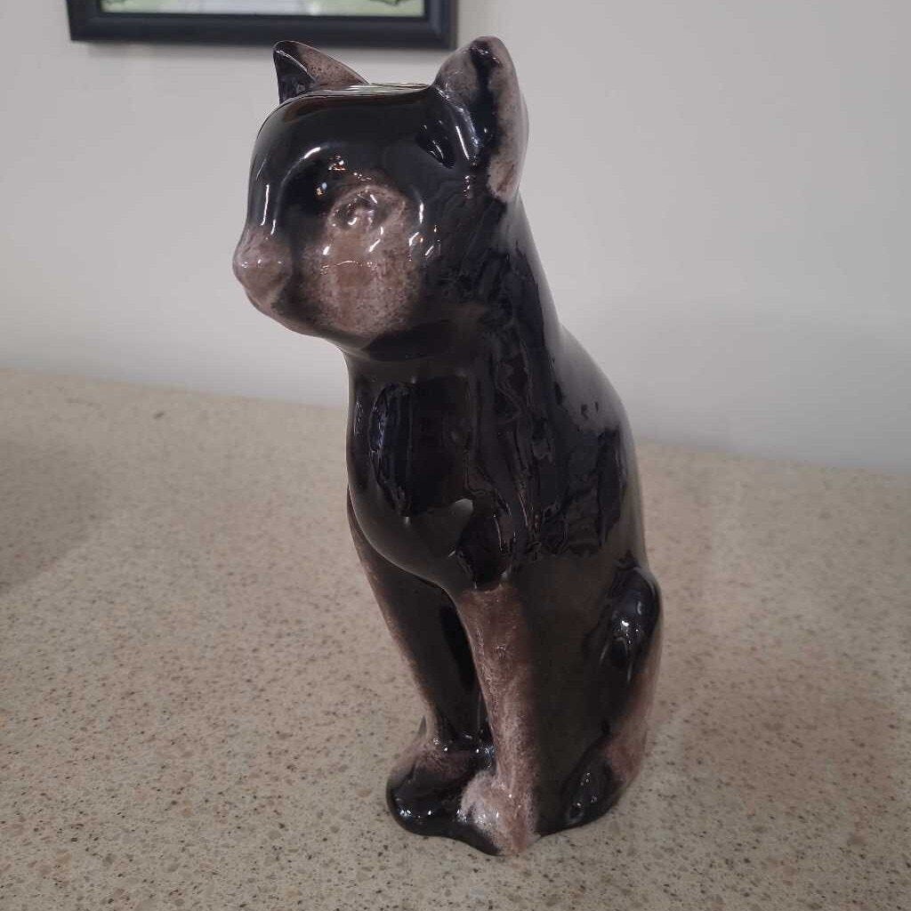 RARE DISNEY LICENSED CANADIAN POTTEY CAT FIGURINEN