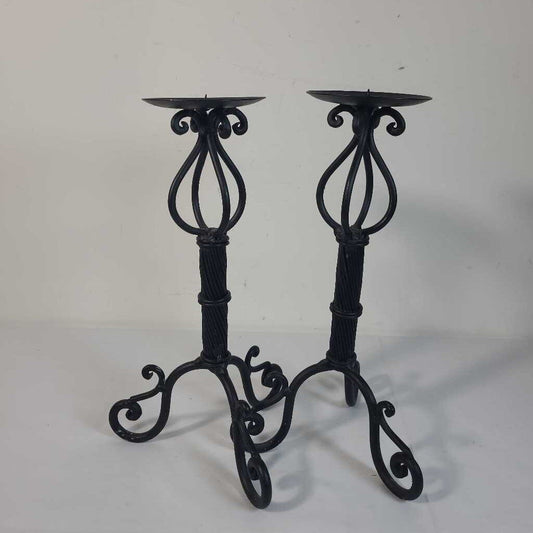 PR BLACK METAL CANDLE HOLDERS