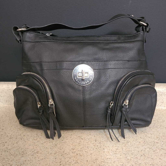 *AS IS* UNITED COLORS OF BENETTON - BLACK SHOULDER BAG