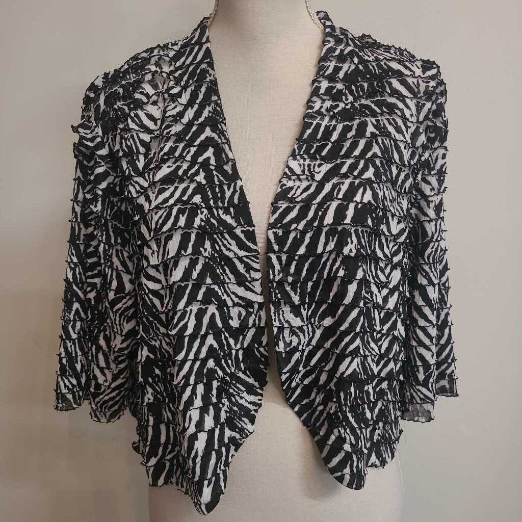 BLACK/WHITE RUFFLED OPEN CARDI