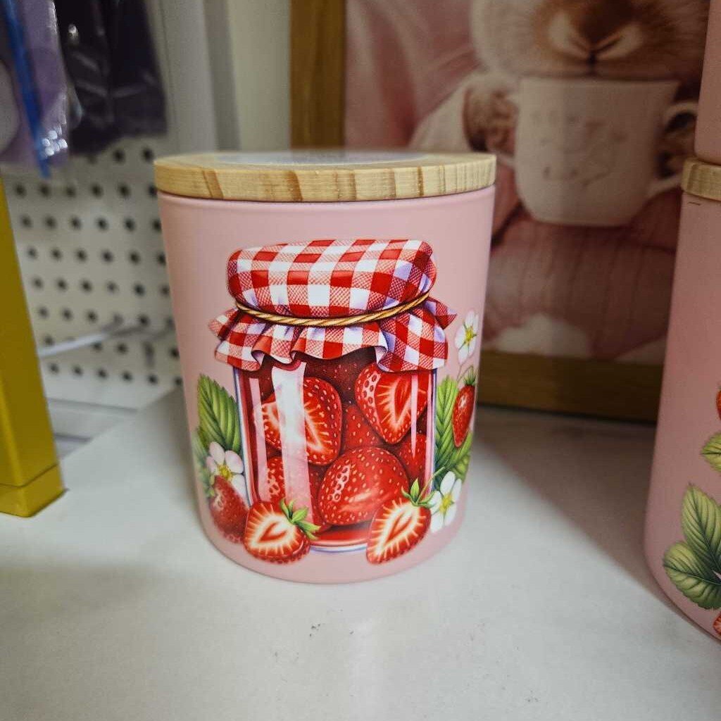8oz Strawberry Shortcake Soy Candle