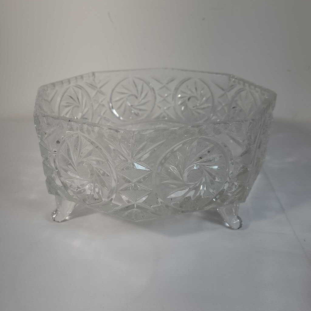 FOOTED CRYSTAL OCTAGON BOWL