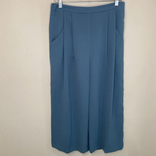 TOPSHOP - MILKY BLUE PLEATED CROPPED DRESS PANTS