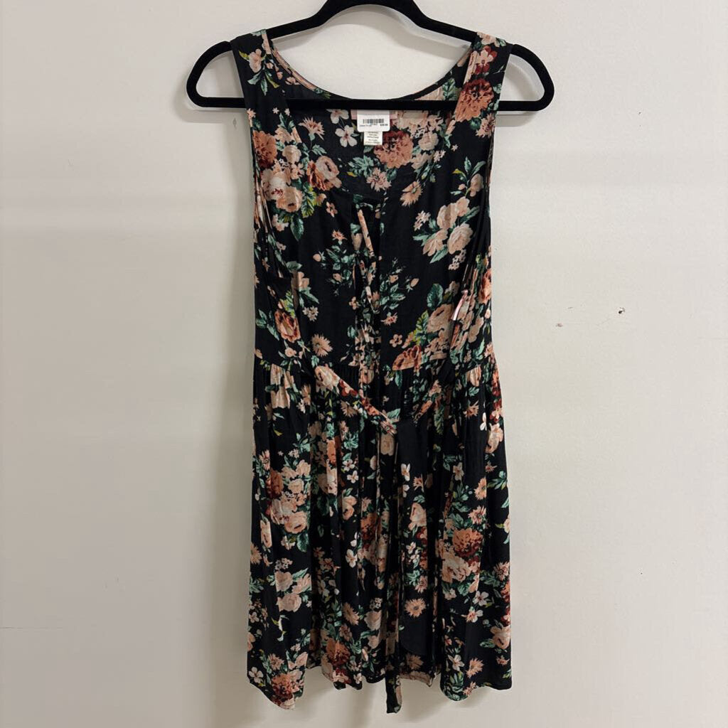 Royal Blue Sleeveless Sheath Dress with Black Floral Lace Applique.