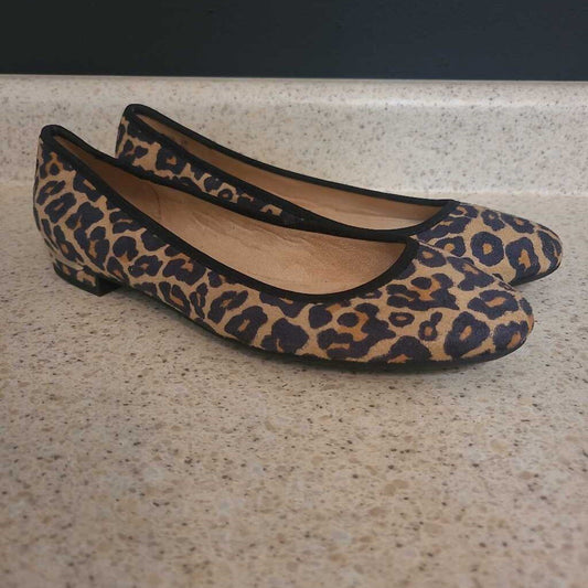 LEOPARD FLATS