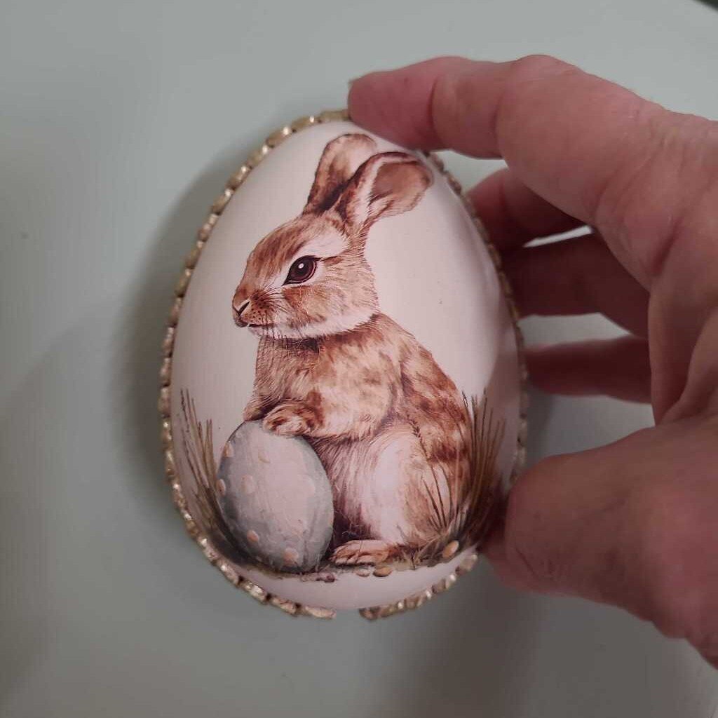 3D Egg Decoration