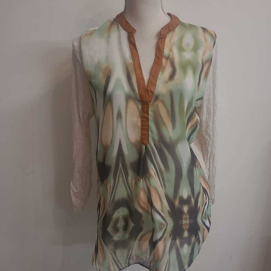 PATTERNED LONG SLEEVE TOP