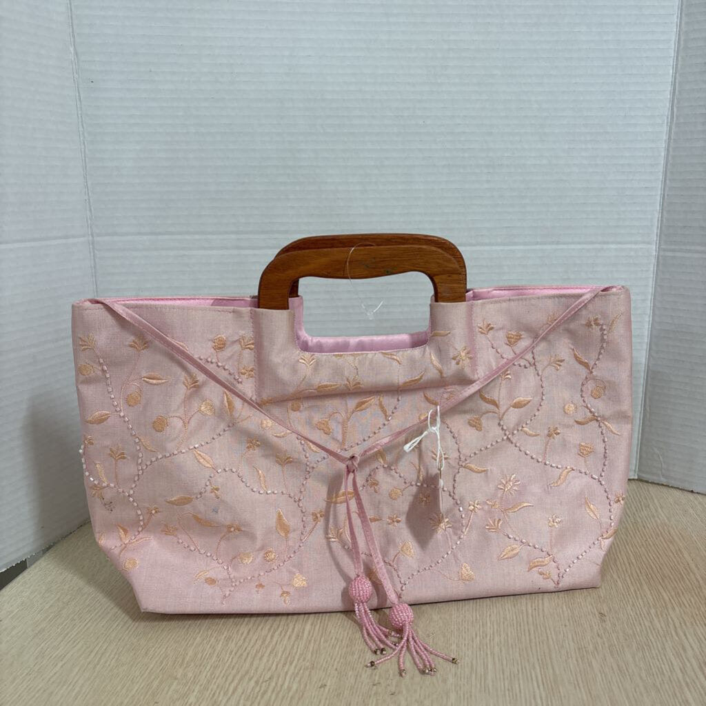 Vintage pink handbag