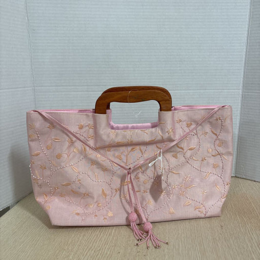 Vintage pink handbag