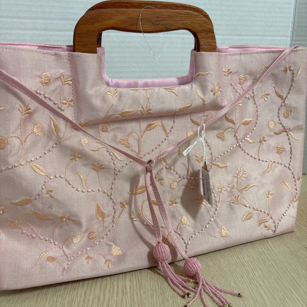 Vintage pink handbag