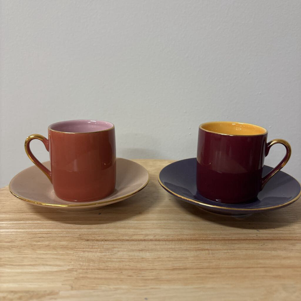 Set of 2 Porcelain Demistasse Cups and Saucers (4pc)