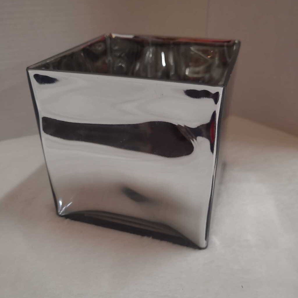 Square Chrome/Glass Planter