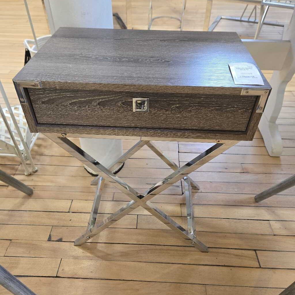 TABITHA ACCENT TABLE