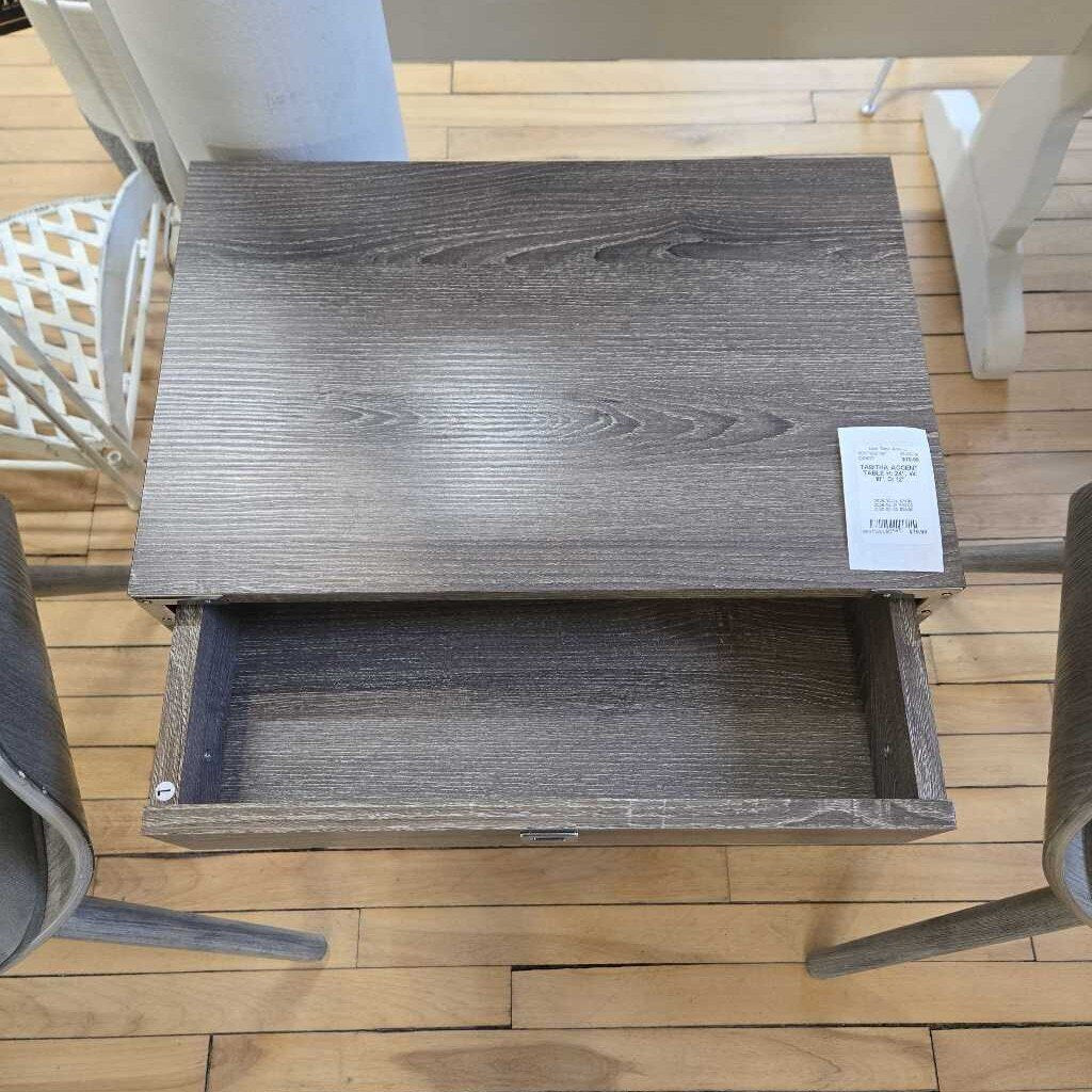 TABITHA ACCENT TABLE