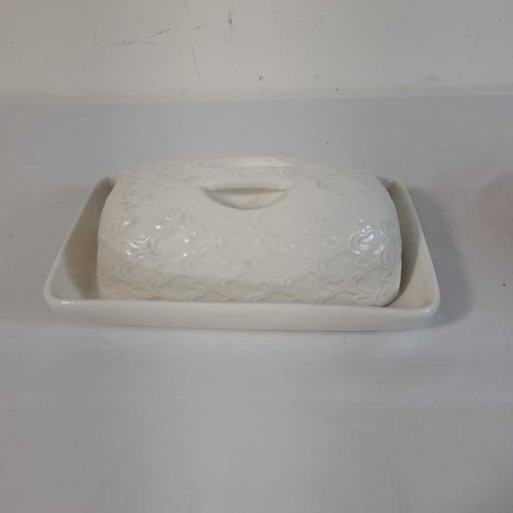 PORCELAIN COVERED BUTTER DISH