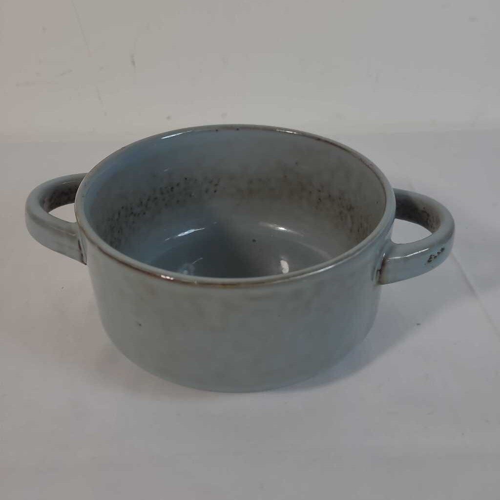 STONEWARE SOUP BOWL
