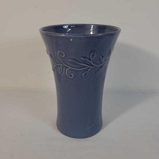 BLUE VINE VASE