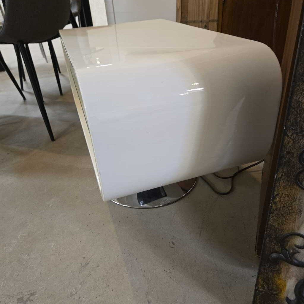 BRAD TV STAND