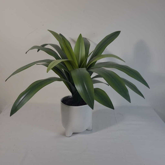FAUX PLANT IN WHITE POT