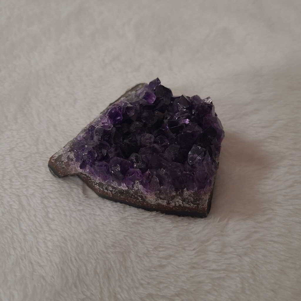 AMETHYST 18