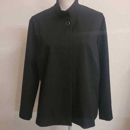 BLACK SINGLE BUTTON BLACK JACKET